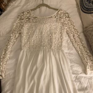 White lace floral dress! NEVER BEEN WORN!
